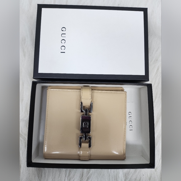 Auth Gucci Compact WalletBy Tom Ford - Picture 2 of 16